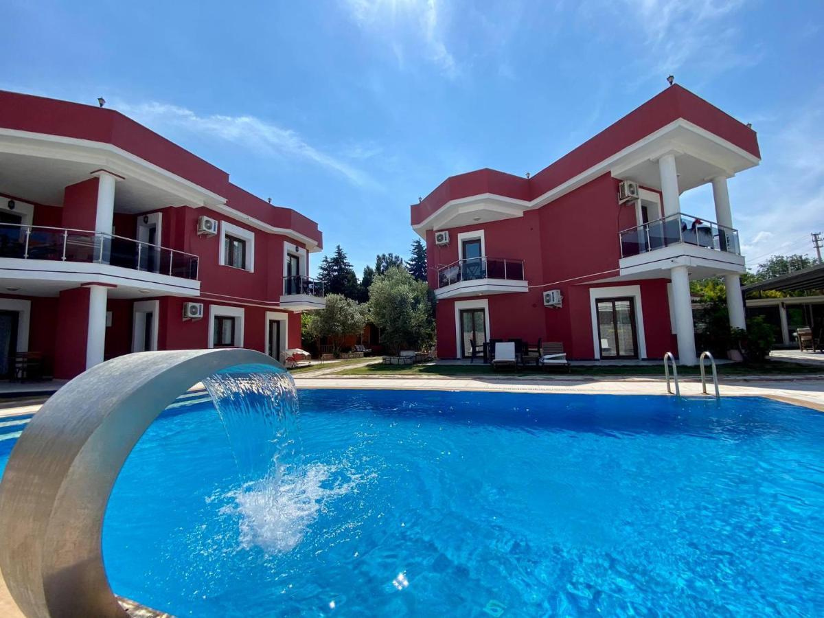 Cilek Butik Hotel Чесме Екстериор снимка