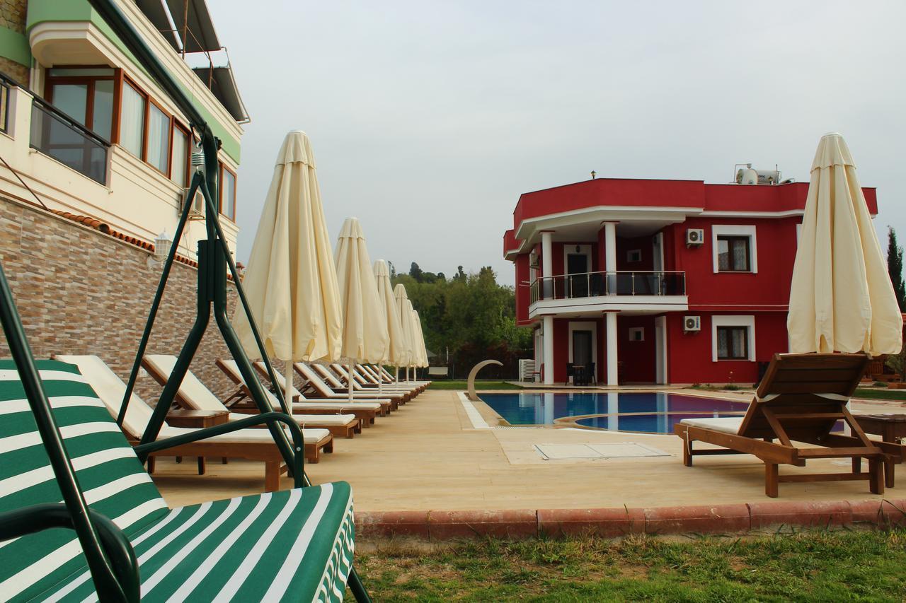 Cilek Butik Hotel Чесме Екстериор снимка