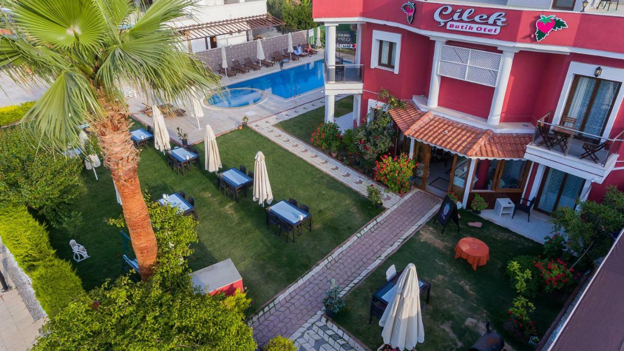 Cilek Butik Hotel Чесме Екстериор снимка